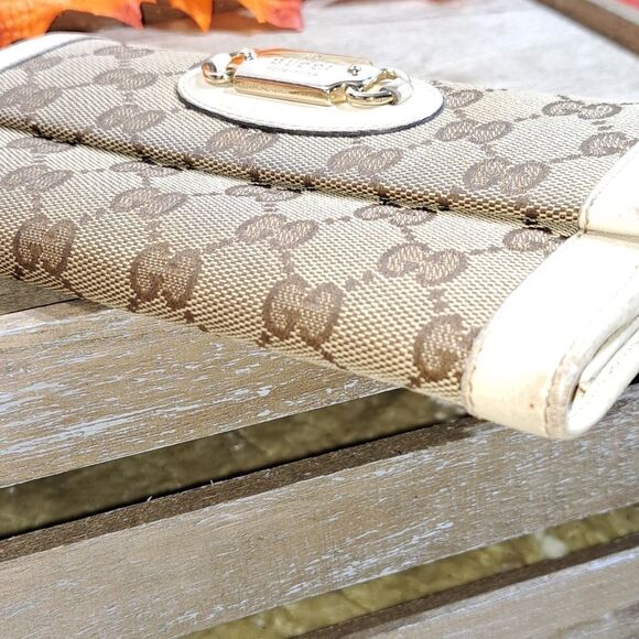 Authentic Gucci GG Wallet - Picture 16 of 17
